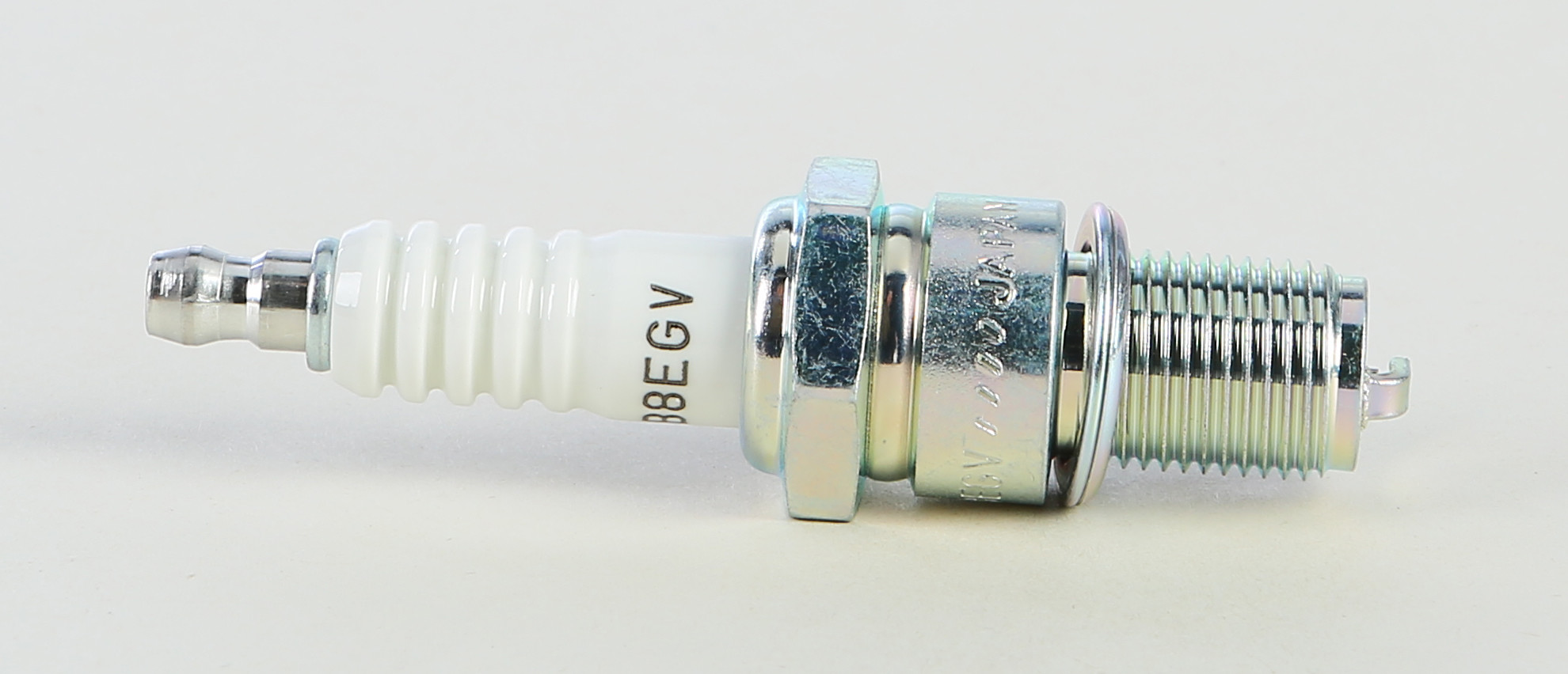 5627 NGK Свеча зажигания (SPARK PLUG #5627/04)  B8EGV купить